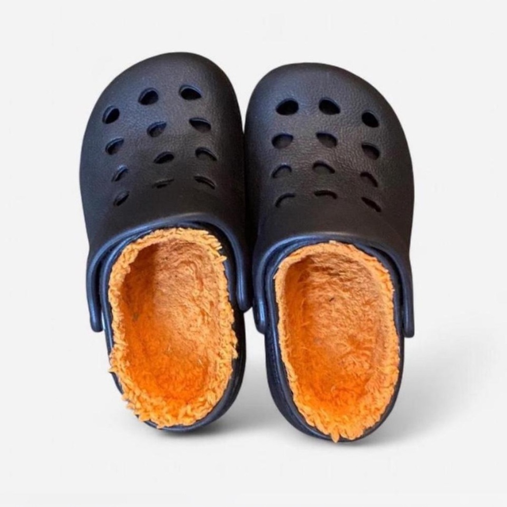 Clogs - Picture 2 of 4
